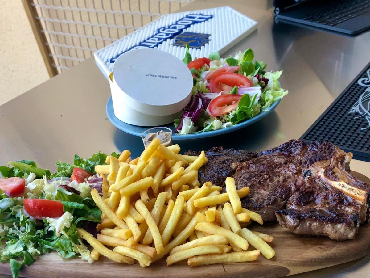 Camping Paradis Family Les Rives De L'Herault جيغناك المظهر الخارجي الصورة