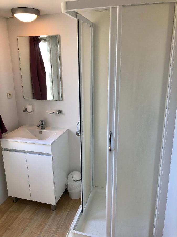 Camping Paradis Family Les Rives De L'Herault جيغناك المظهر الخارجي الصورة