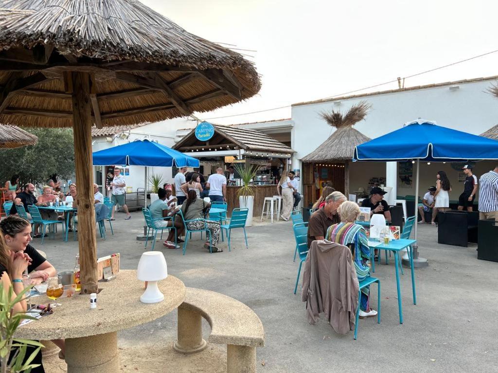 Camping Paradis Family Les Rives De L'Herault جيغناك المظهر الخارجي الصورة